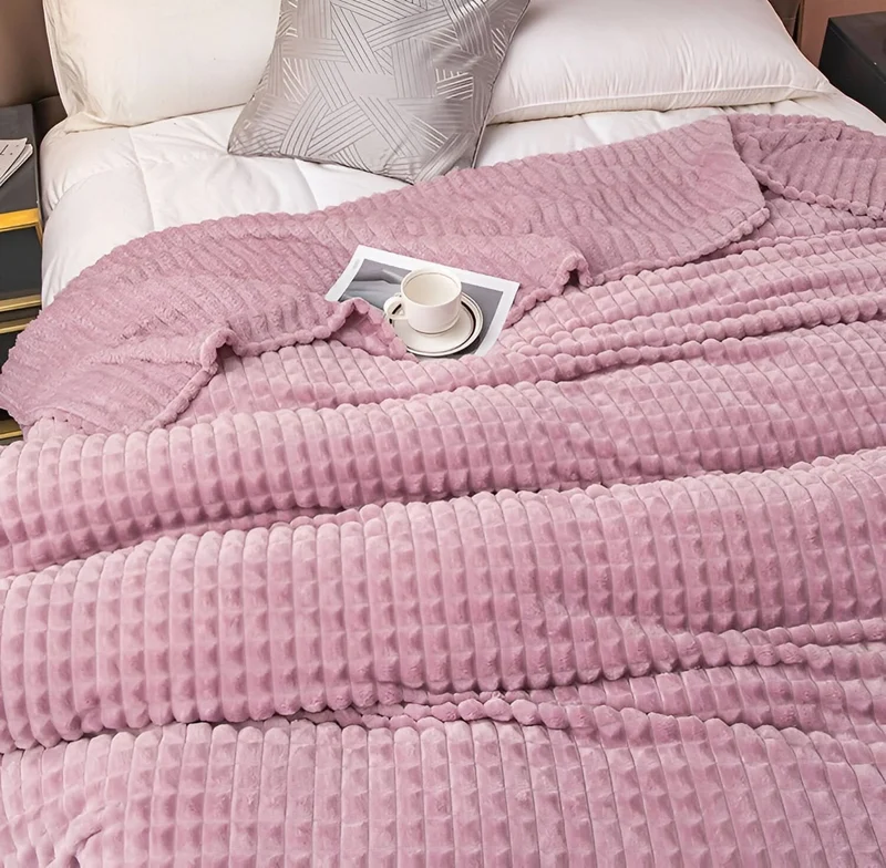 CORALWAVE – Ultra-Weiche Strukturierte Fleece-Decke