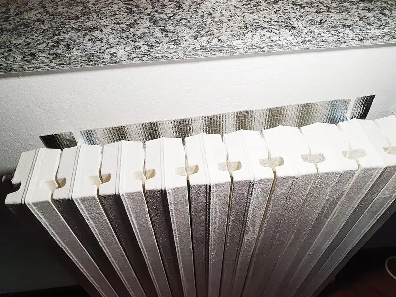 TROCELLEN Kit 4 wärmereflektierende Paneele für Heizkörper [70 x 100 cm, Dicke 3 mm] wärmereflektier