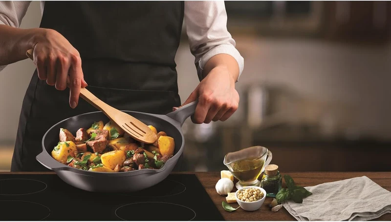 Tefal E24904 Robusto Aluguss Bratpfanne 24 cm | einfache Reinigung | Antihaftversiegelung | Thermo-S
