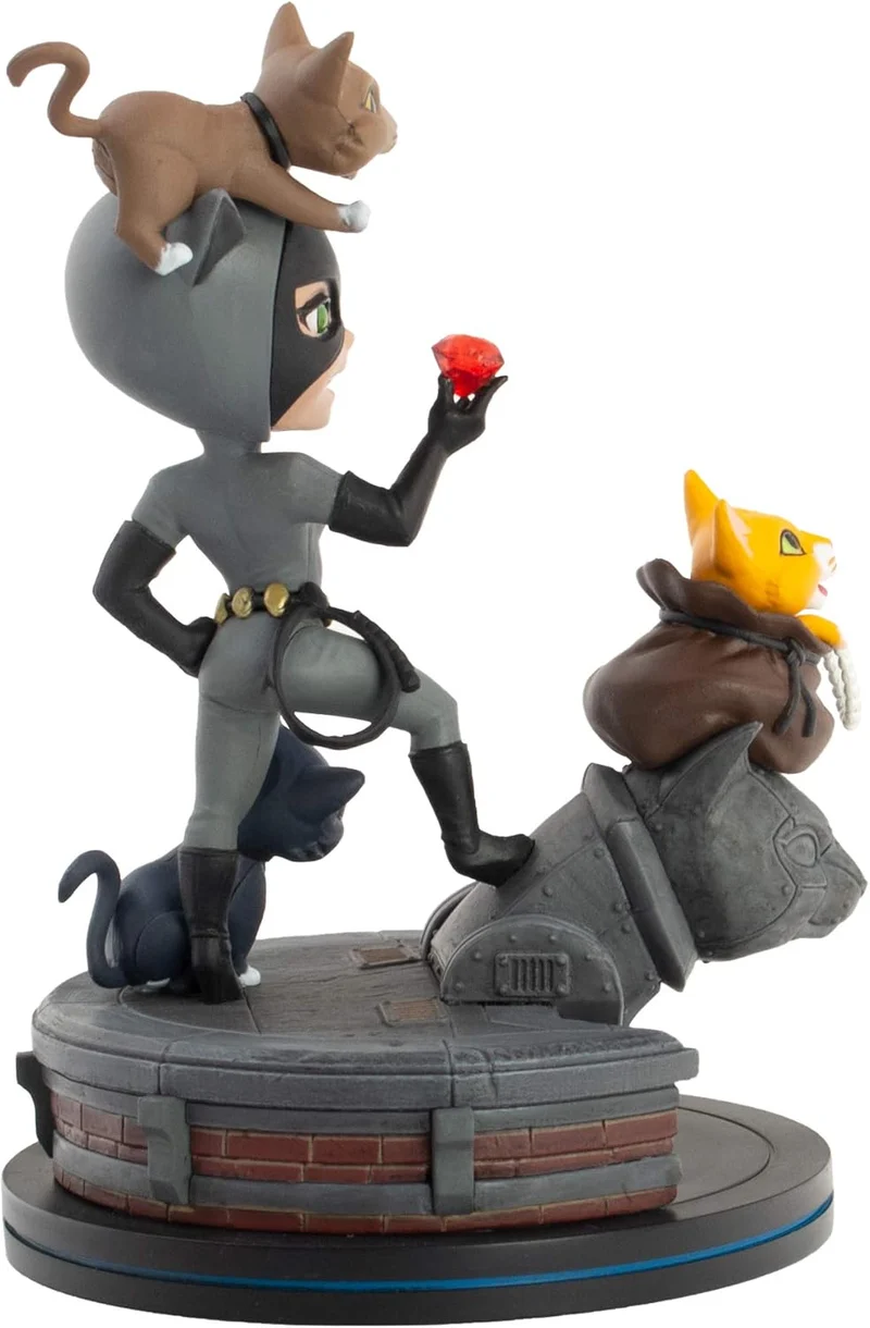 Catwoman Figura 13 cm DC Comics Q - FIG Elite