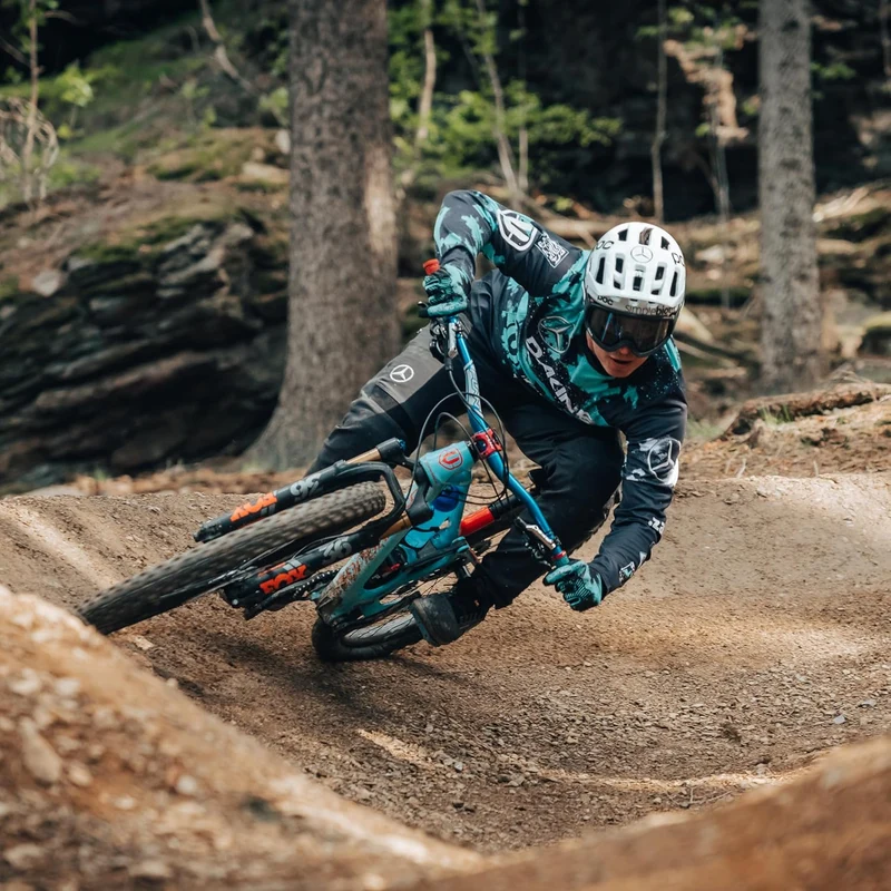Funn Kingpin Manubrio Mountain Bike con Morsetto 35mm e Larghezza 785mm, Manubrio Rialzato Resistent