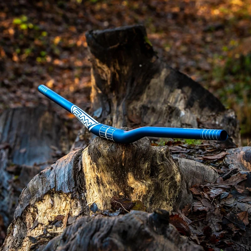 Funn Kingpin Manubrio Mountain Bike con Morsetto 35mm e Larghezza 785mm, Manubrio Rialzato Resistent